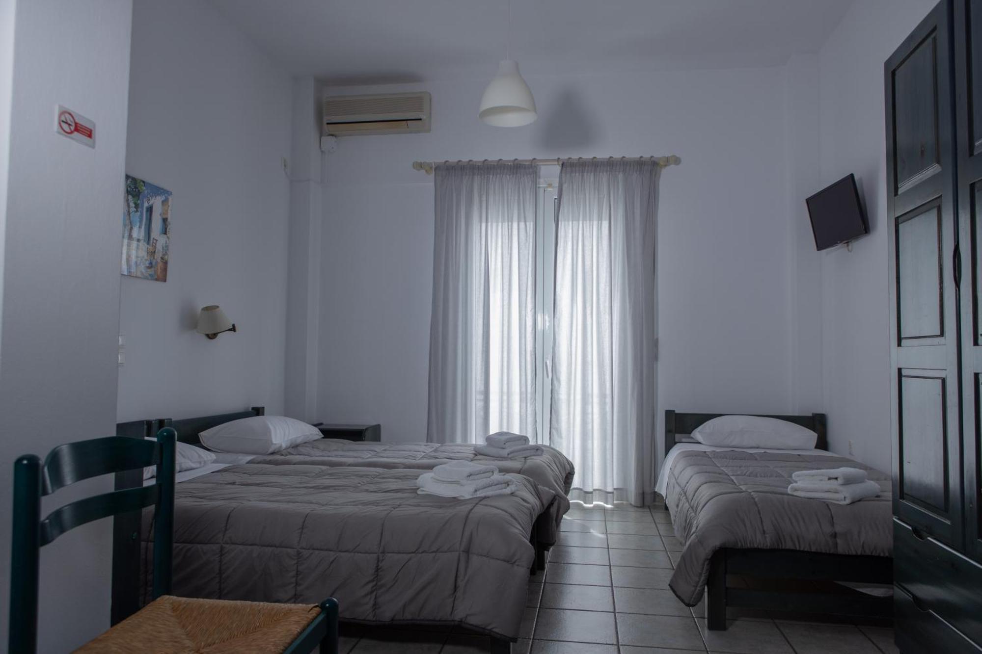 Soula Rooms Tínos Exteriör bild