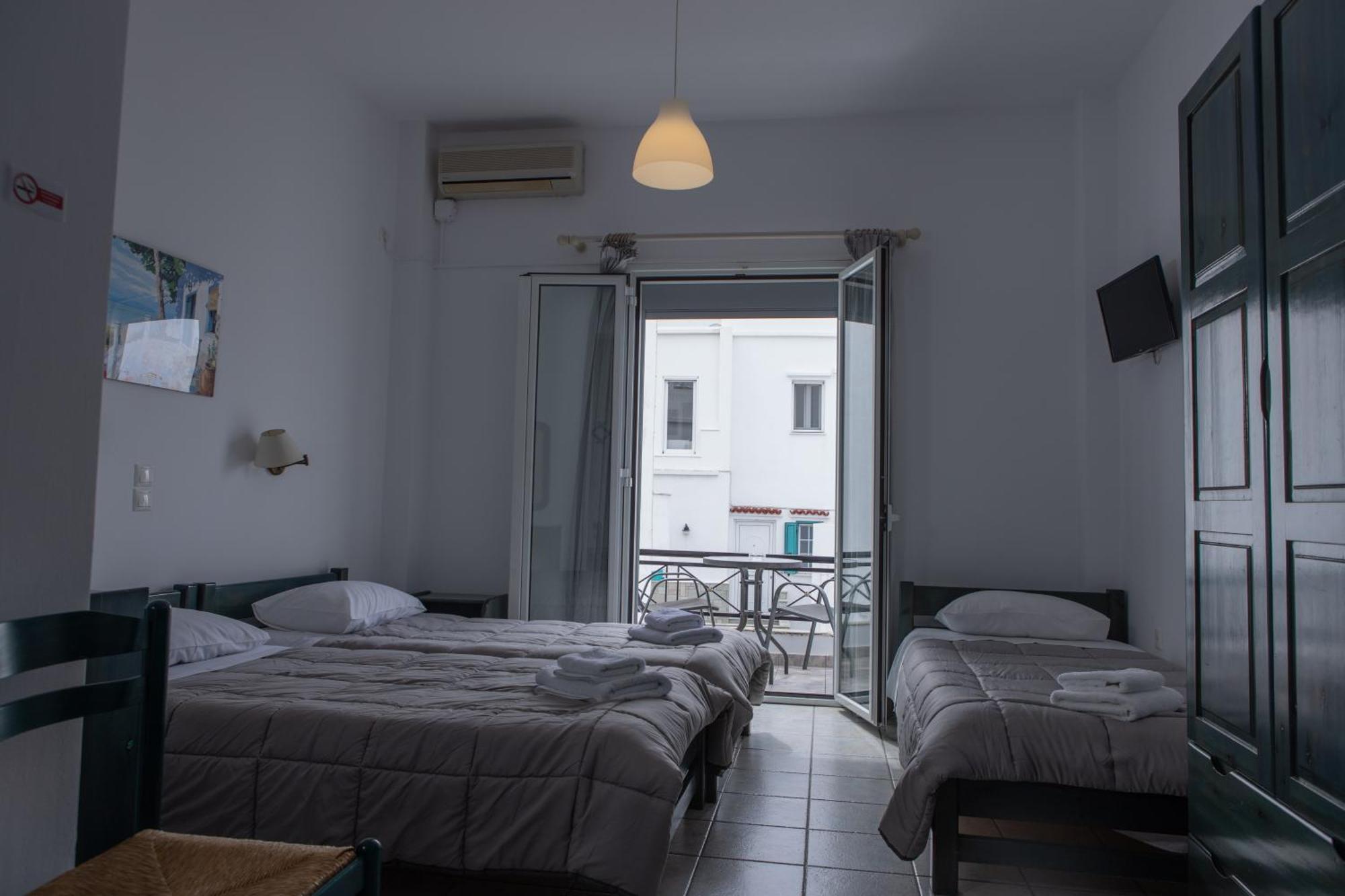 Soula Rooms Tínos Exteriör bild